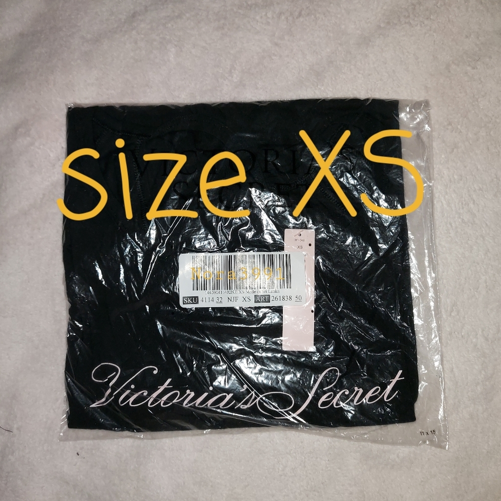 Victoria Secret Wrap top size XS NWT